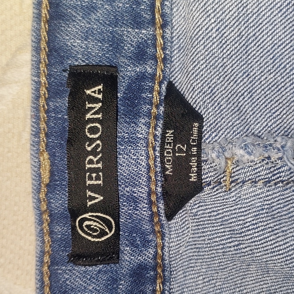 Versona Jeans - Picture 6 of 10